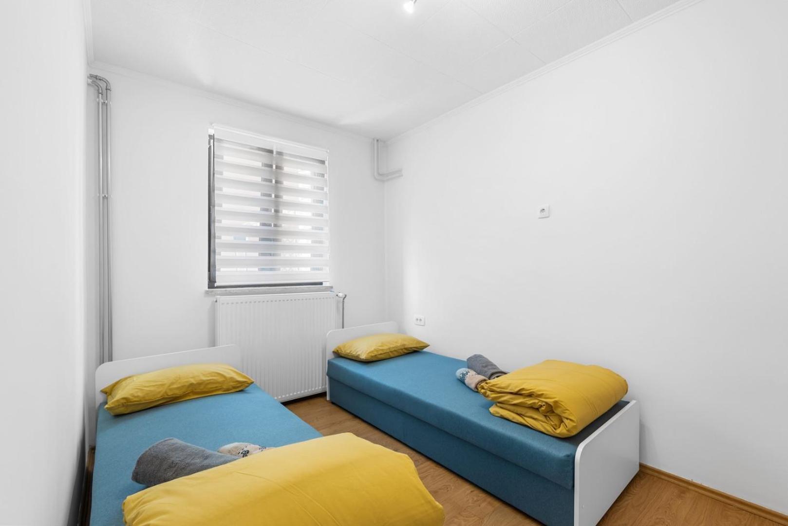 App Sandro With Common Pool Poreč Chambre photo